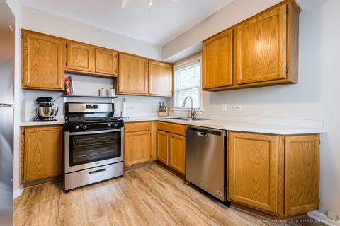 417 N Rush St, Itasca, IL 60143 photo 9