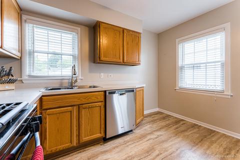 417 N Rush St, Itasca, IL 60143 photo 8