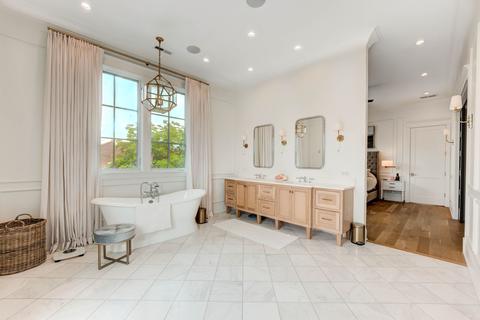 3602 N Artesian Ave, Chicago, IL 60618 photo 25