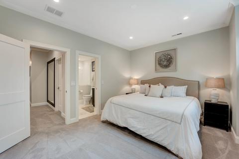 3602 N Artesian Ave, Chicago, IL 60618 photo 36