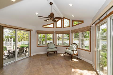 1326 Silver Cir, Bartlett, IL 60103 photo 7