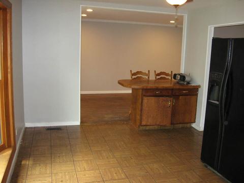 245 Frederick Ln, Hoffman Estates, IL 60169 photo 6