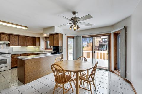 6027 N Emerson St, Rosemont, IL 60018 photo 6