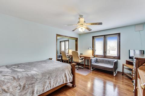 6027 N Emerson St, Rosemont, IL 60018 photo 12