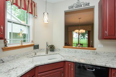 16212 Fairfield Dr, Plainfield, IL 60586 photo 7