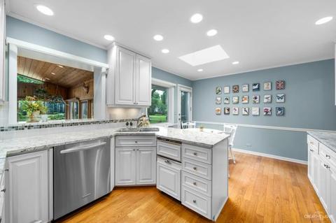 1520 Gamon Rd, Wheaton, IL 60189 photo 7
