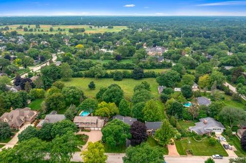 1520 Gamon Rd, Wheaton, IL 60189 photo 3