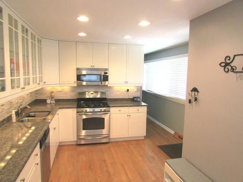 701 E Hackberry Ln, Mount Prospect, IL 60056 photo 11