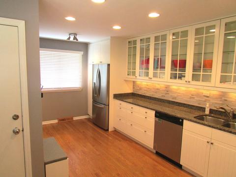701 E Hackberry Ln, Mount Prospect, IL 60056 photo 8