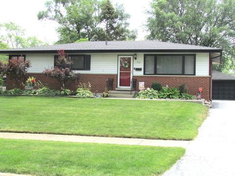 701 E Hackberry Ln, Mount Prospect, IL 60056 photo 1