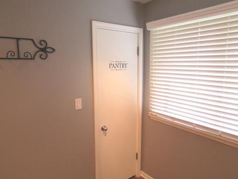 701 E Hackberry Ln, Mount Prospect, IL 60056 photo 13