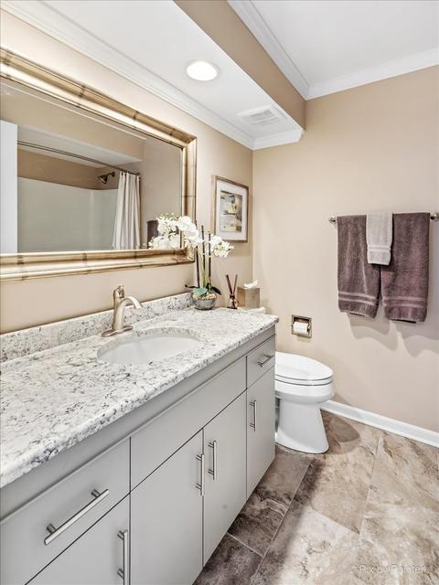 1975 Salem Rd, Elgin, IL 60123 photo 30