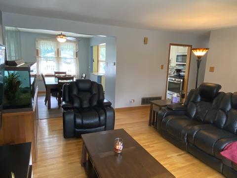 638 Juniper Ln, Bartlett, IL 60103 photo 5