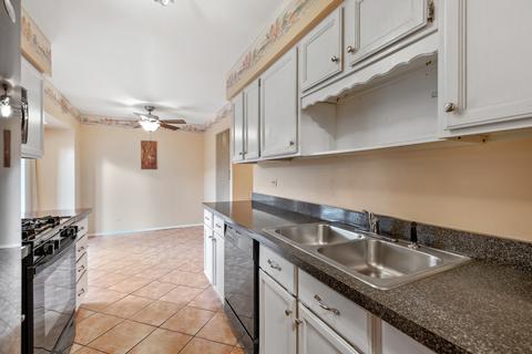1101 Florimond Dr, Elgin, IL 60123 photo 4