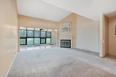1101 Florimond Dr, Elgin, IL 60123 photo 2