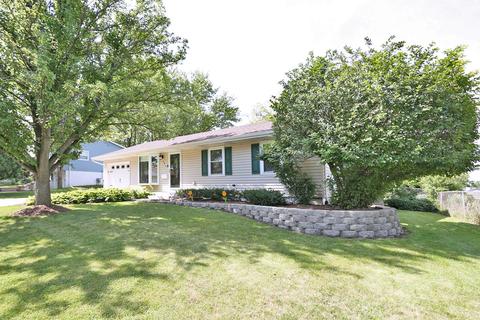 206 Egan Dr, Streamwood, IL 60107 photo 2