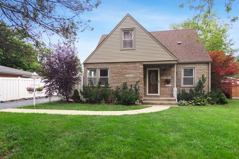 2115 Halsey Dr, Des Plaines, IL 60018 photo 1