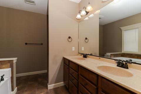 5001 Fleming Ln, Bloomington, IL 61705 photo 25
