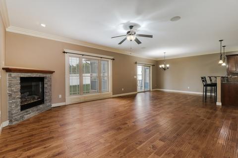 5001 Fleming Ln, Bloomington, IL 61705 photo 6