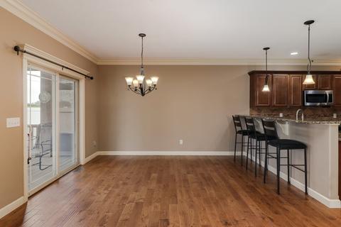 5001 Fleming Ln, Bloomington, IL 61705 photo 9