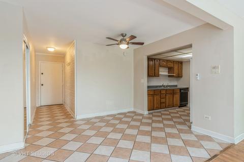 218 E Bailey Rd #L, Naperville, IL 60565 photo 3