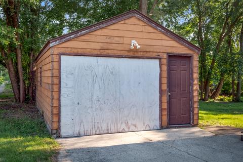 676 Walnut Ave, Elgin, IL 60123 photo 15