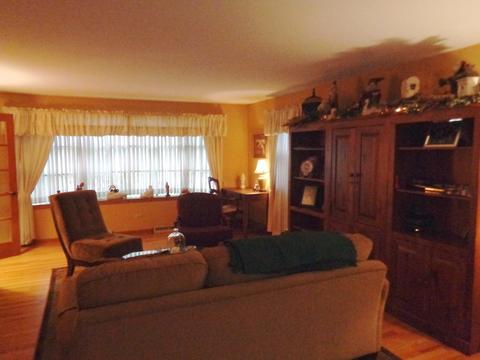 137 William Dr, Elgin, IL 60123 photo 7