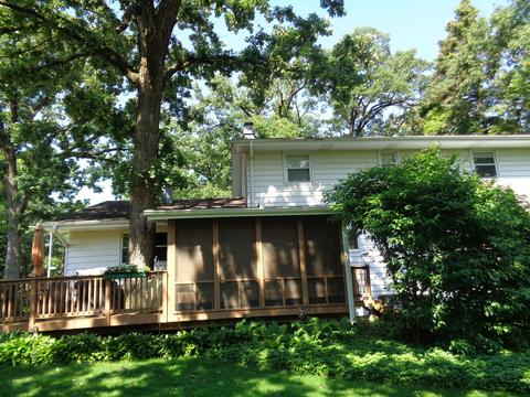 137 William Dr, Elgin, IL 60123 photo 2