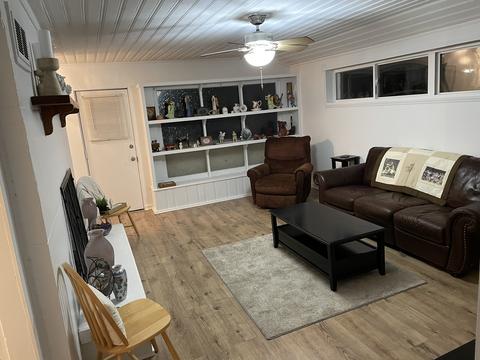 5940 W Elm Ave, Berkeley, IL 60163 photo 4