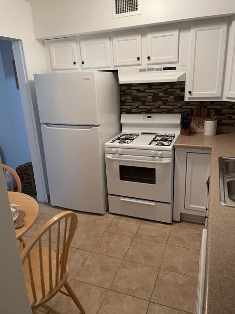 5940 W Elm Ave, Berkeley, IL 60163 photo 6