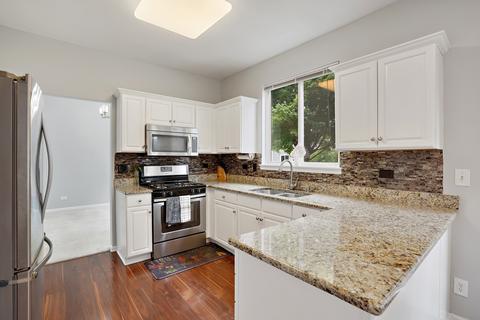 985 Teasel Ln, Aurora, IL 60502 photo 7