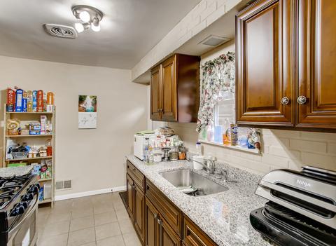 4525 Warsaw Ave, Lyons, IL 60534 photo 5