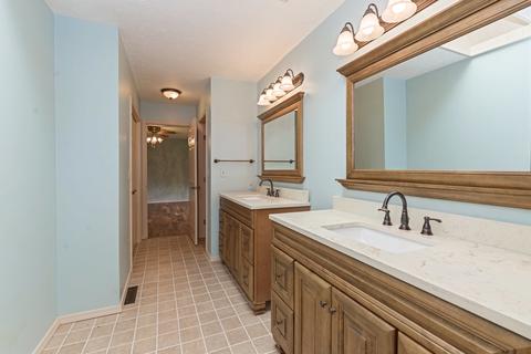 4 Pendleton Way, Bloomington, IL 61704 photo 21