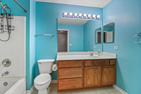 677 Morris Ct, Lakemoor, IL 60051 photo 17