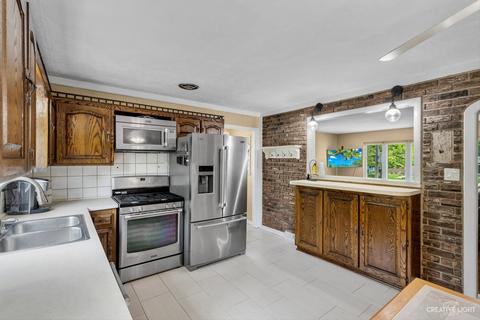15044 Kildare Ave, Midlothian, IL 60445 photo 7