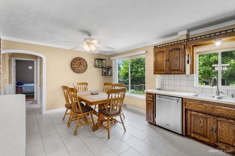 15044 Kildare Ave, Midlothian, IL 60445 photo 6