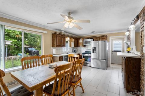 15044 Kildare Ave, Midlothian, IL 60445 photo 5