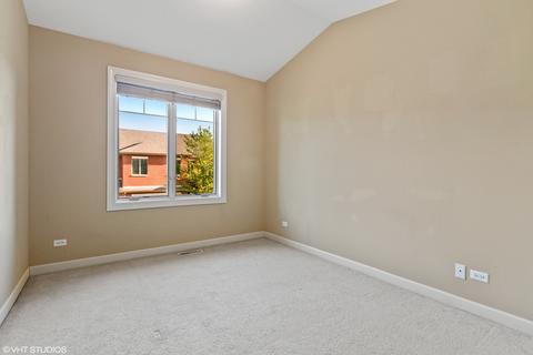18 Legacy Ln, Wheeling, IL 60090 photo 9