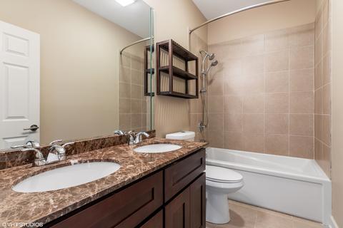 18 Legacy Ln, Wheeling, IL 60090 photo 10