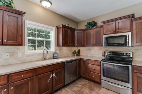 1503 Kell Ave, Bloomington, IL 61705 photo 8