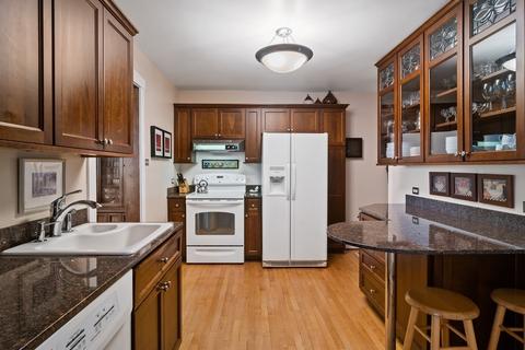 371 Nuttall Rd, Riverside, IL 60546 photo 5