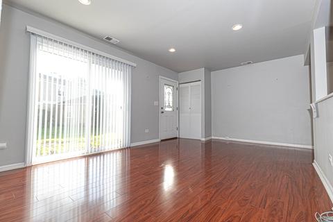 1210 Quincy Ct, Wheeling, IL 60090 photo 10