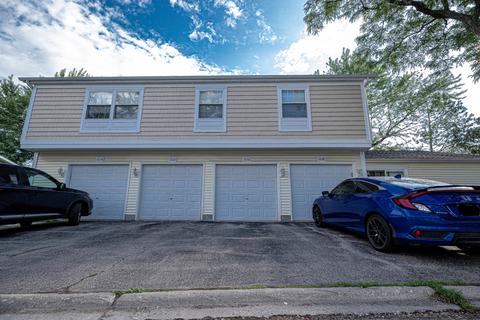 1210 Quincy Ct, Wheeling, IL 60090 photo 5