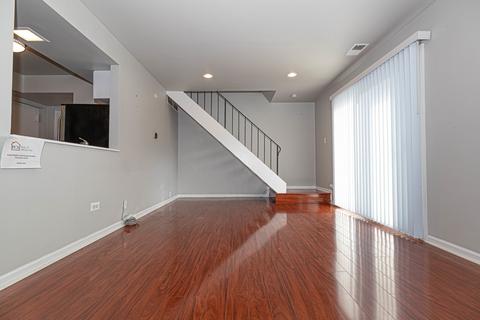 1210 Quincy Ct, Wheeling, IL 60090 photo 8
