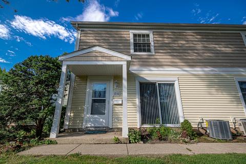 1210 Quincy Ct, Wheeling, IL 60090 photo 4