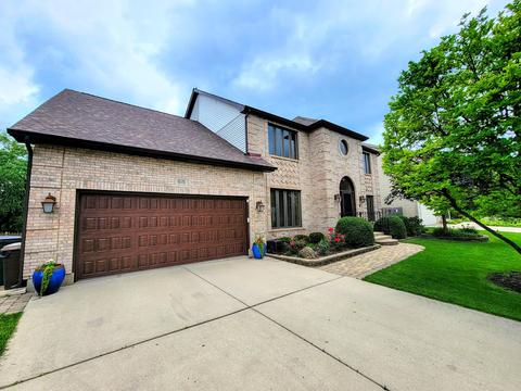 615 Downey St, Hoffman Estates, IL 60169 photo 2