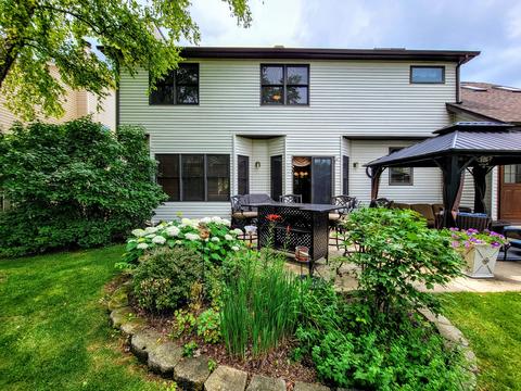 615 Downey St, Hoffman Estates, IL 60169 photo 6