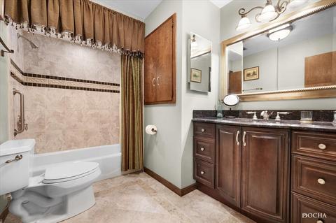 7737 Cherry Tree Ln, Willowbrook, IL 60527 photo 17