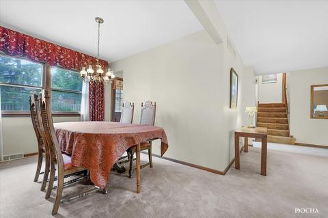 7737 Cherry Tree Ln, Willowbrook, IL 60527 photo 4