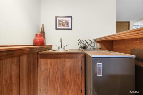 7737 Cherry Tree Ln, Willowbrook, IL 60527 photo 12